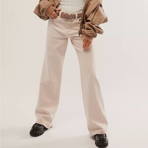 Free People We The Free Tinsley Baggy High Rise Jeans  Women's Cream Size 32